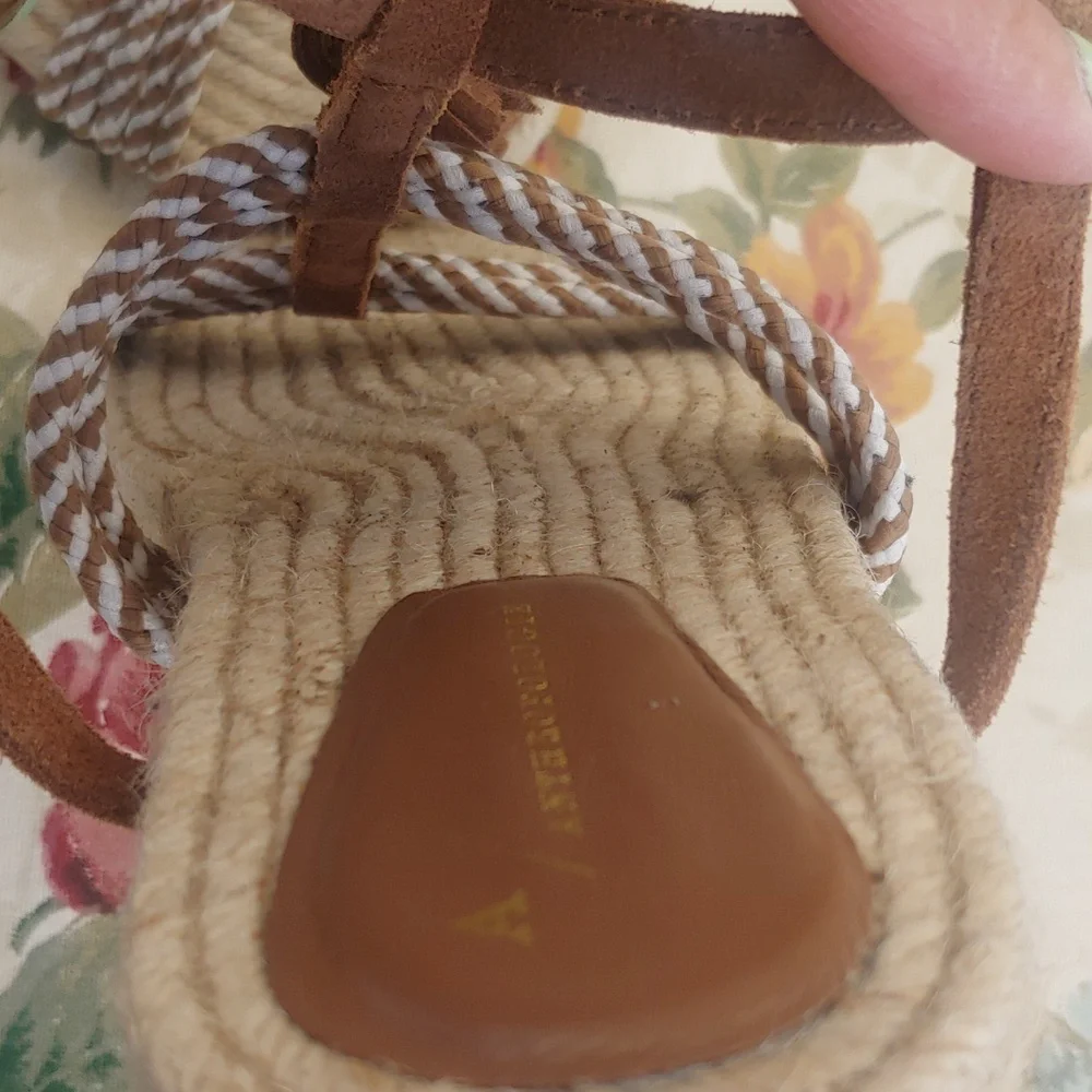 Anthropologie Brown Suede and Jute Rope Women's Sandals with Tassels size 8